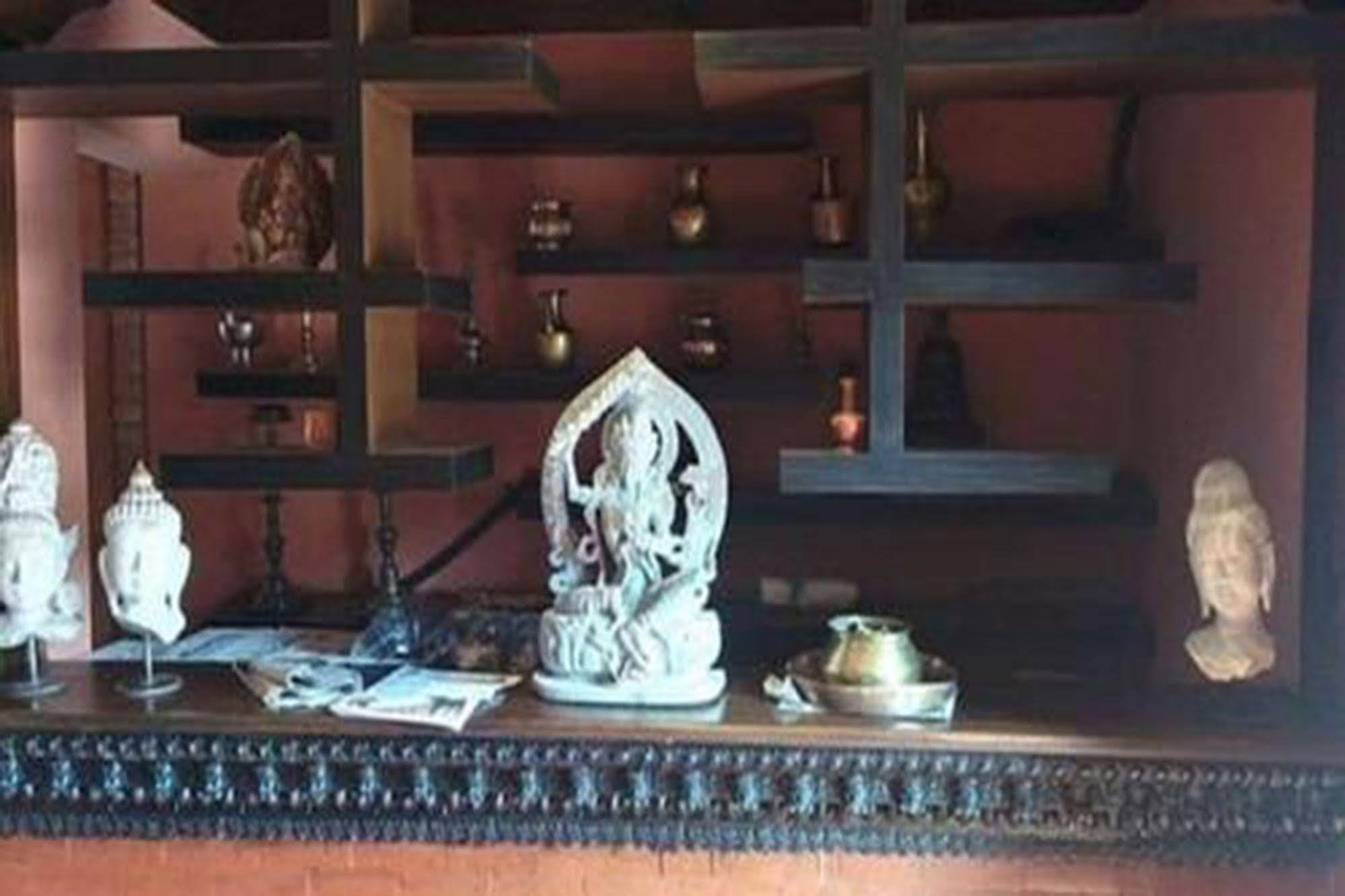 Bhadgaon Guest House Бхактапур Экстерьер фото